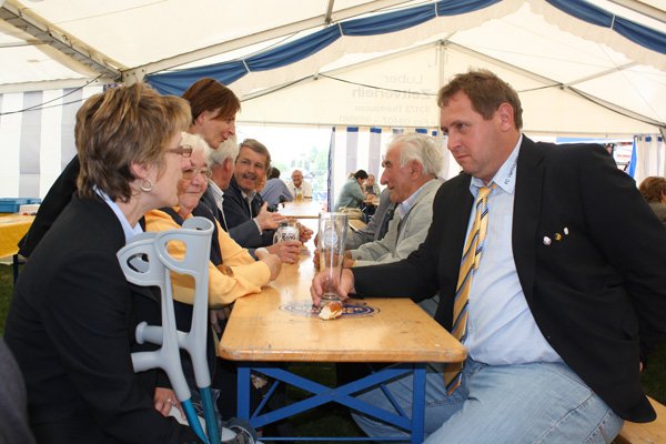 einweihungsfeier_sportheim_30_20110125_1822906295